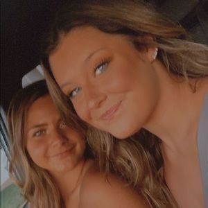 Meet your Posher, Isabelle